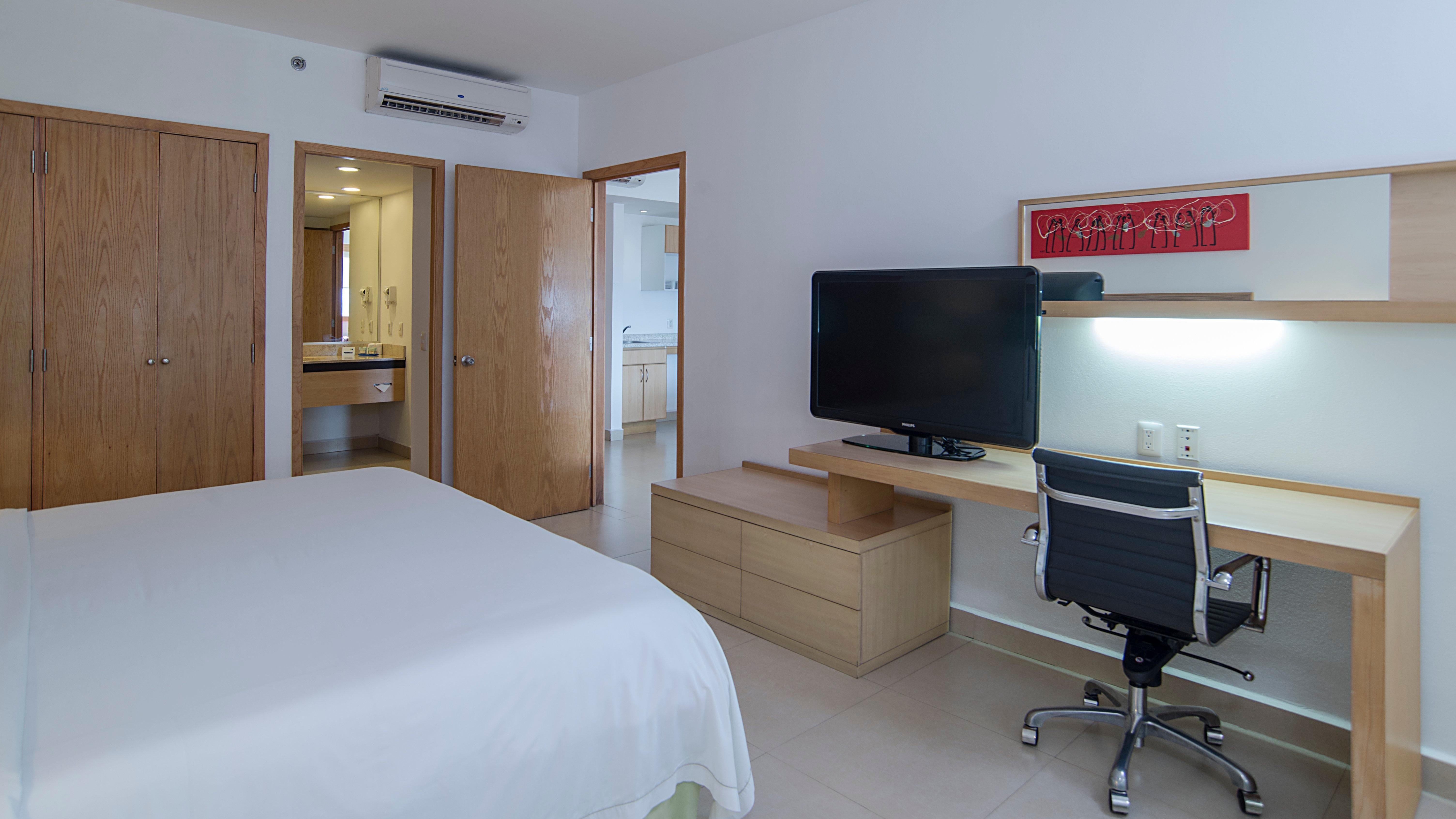 Holiday Inn Express Manzanillo, An Ihg Hotel מראה חיצוני תמונה