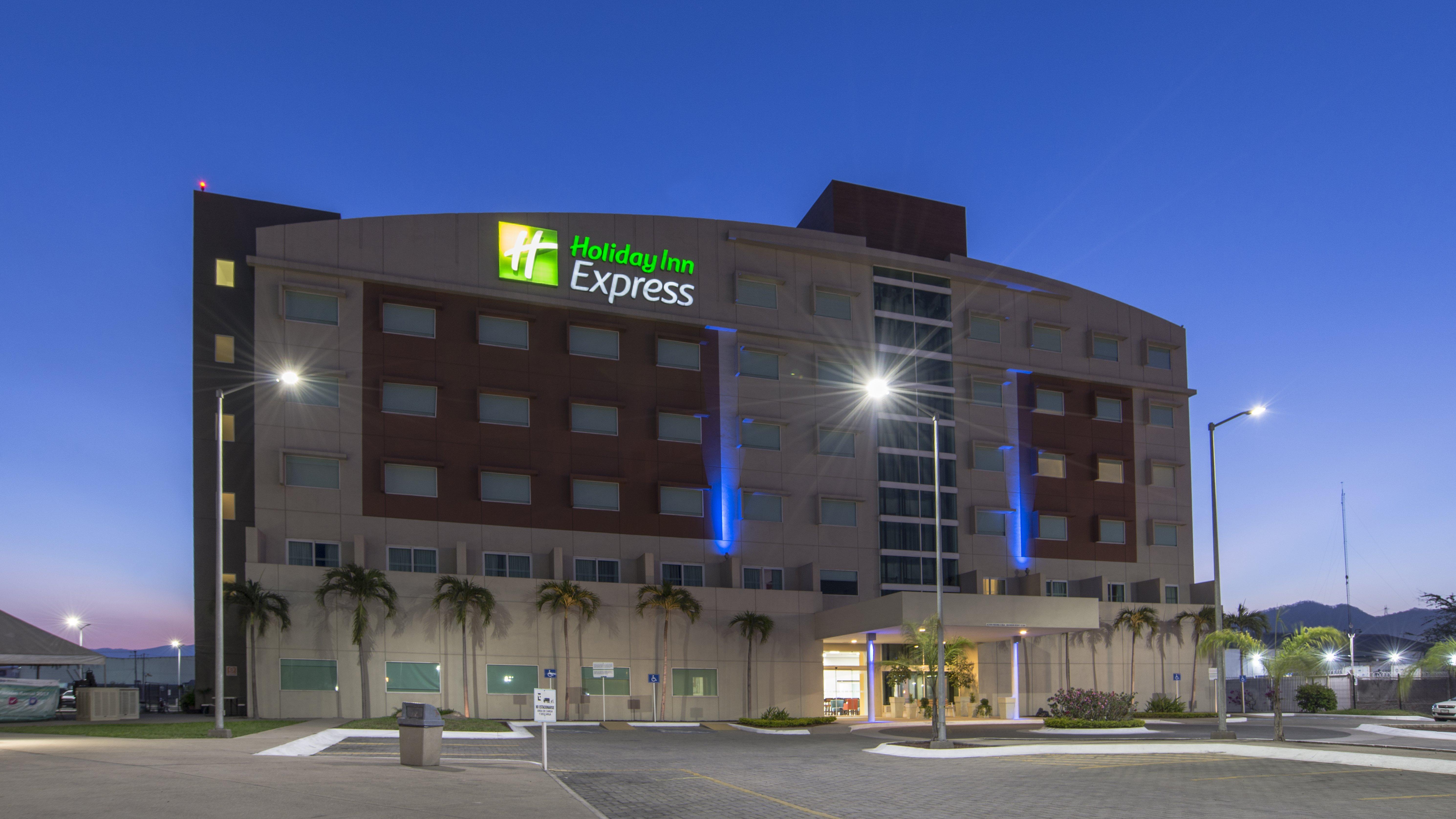 Holiday Inn Express Manzanillo By Ihg מראה חיצוני תמונה