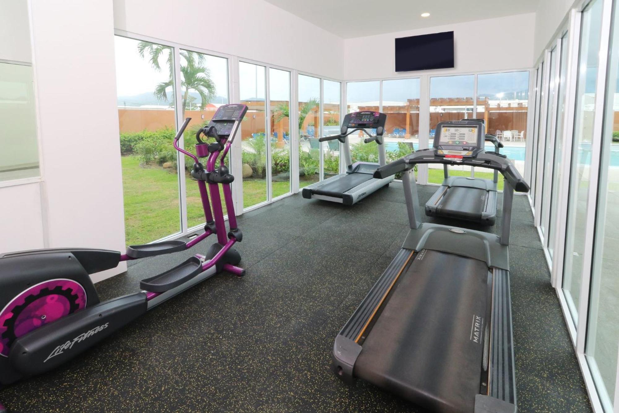 Holiday Inn Express Manzanillo By Ihg מראה חיצוני תמונה