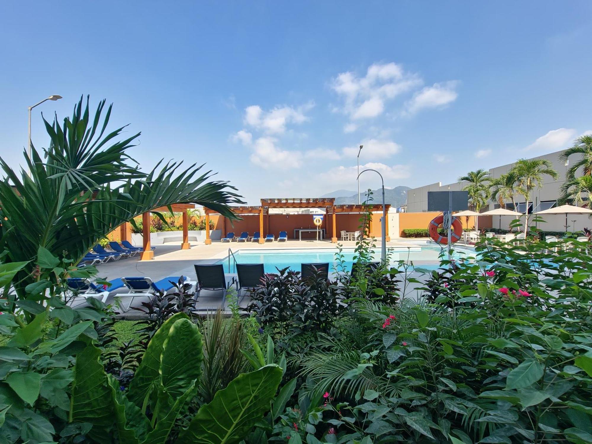 Holiday Inn Express Manzanillo By Ihg מראה חיצוני תמונה