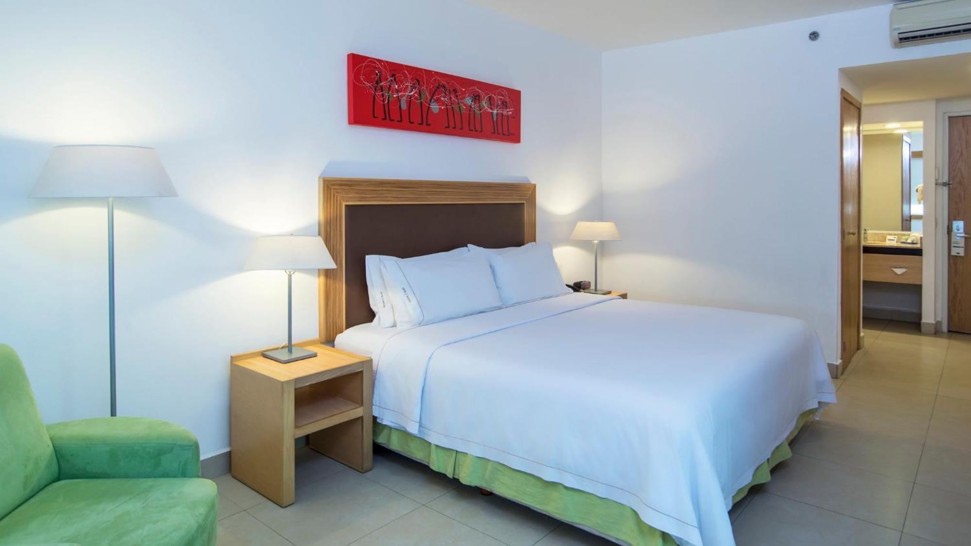 Holiday Inn Express Manzanillo By Ihg מראה חיצוני תמונה