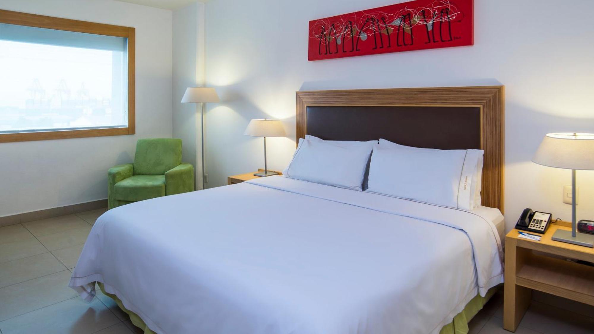 Holiday Inn Express Manzanillo By Ihg מראה חיצוני תמונה